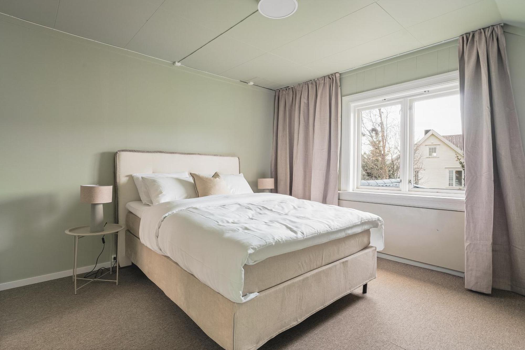Historical Villa & Green Sanctuary In City Center Tromso Exterior photo